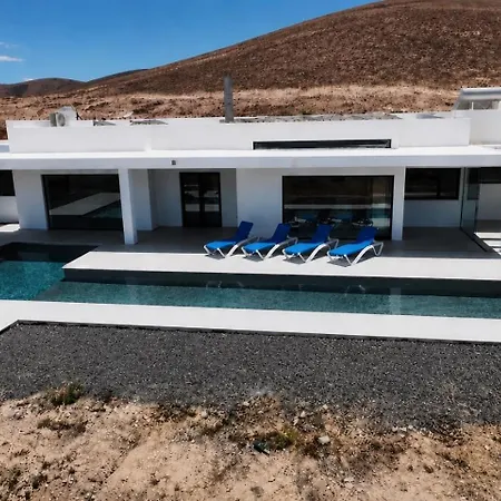 Luz Del Mar, Villa