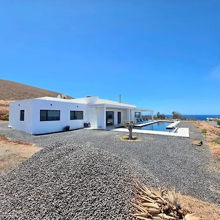 Luz Del Mar, Villa