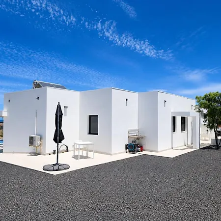 Luz Del Mar, Villa Ajuy